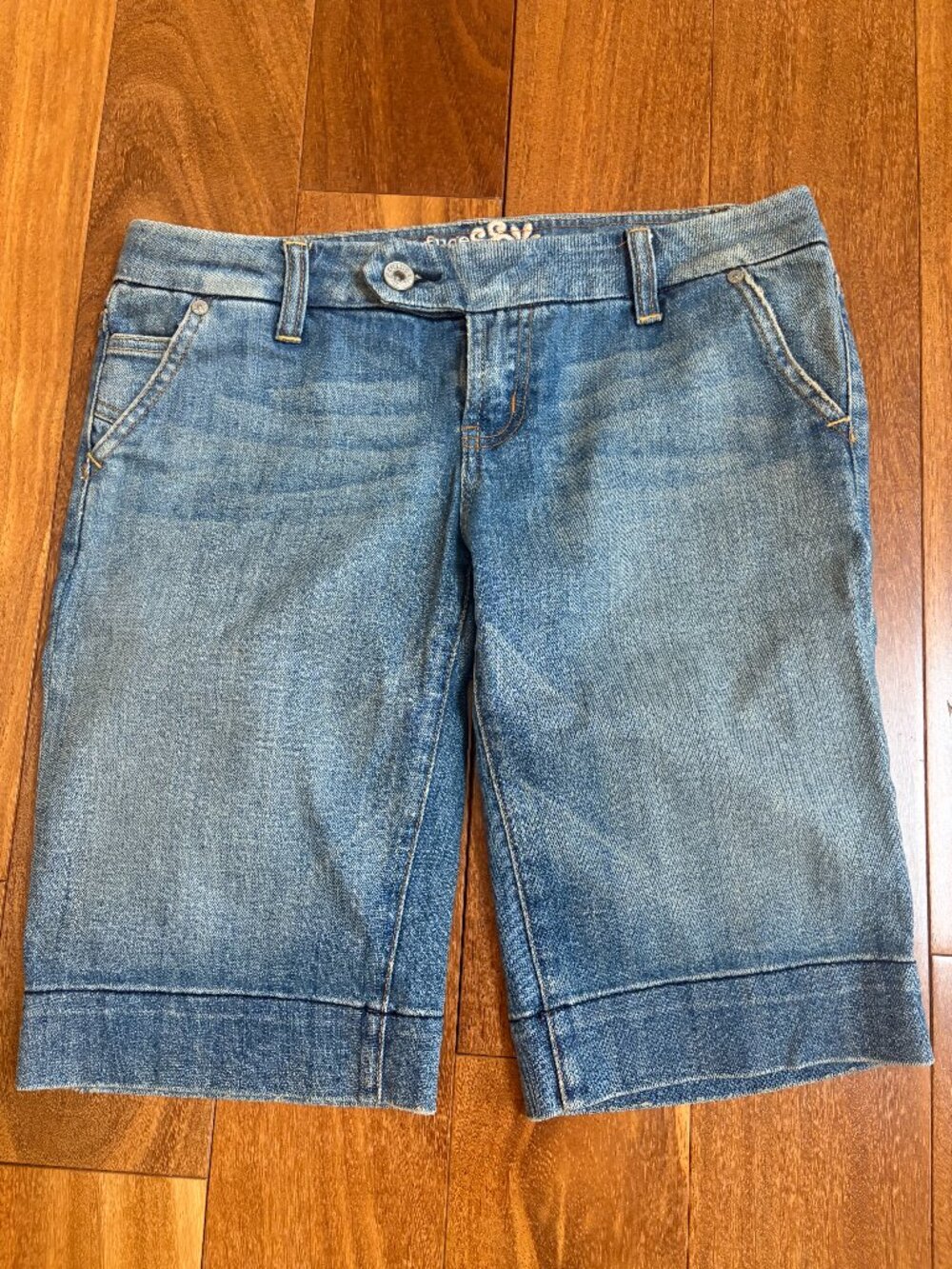 Refuge Y2K Bermuda style denim jean shorts